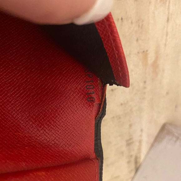 ❌SOLD❌ Authentic Louis Vuitton Crossbody ❌SOLD❌ - Picture 10 of 16